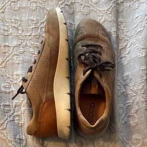 Ecco Brown Leather Sneakers Classic Design